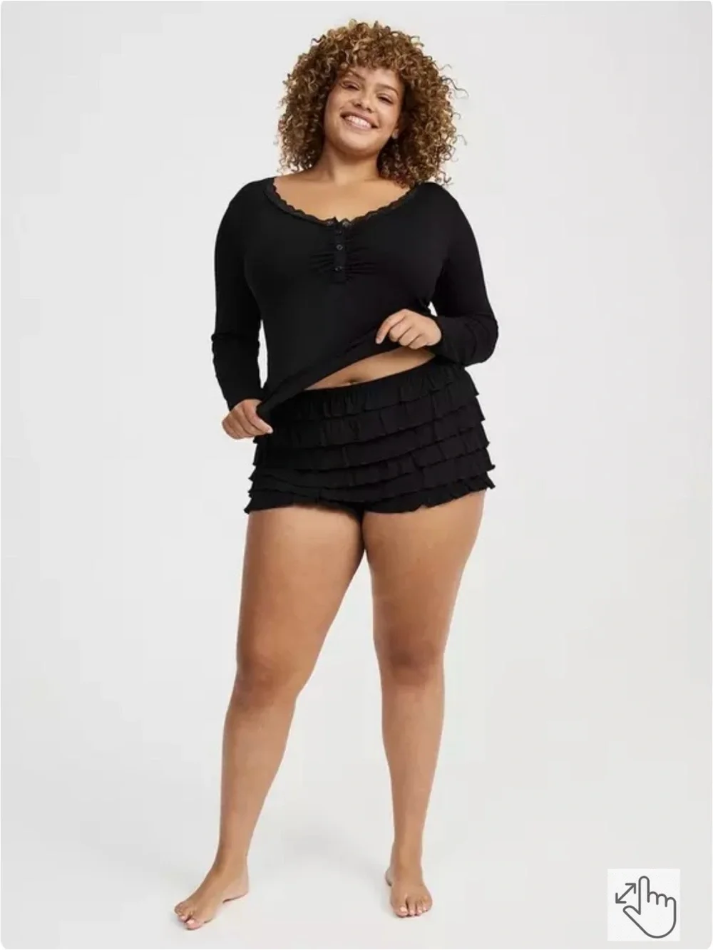 New!  Torrid Black Ruffle Bloomer Shorts - Picture 2 of 7